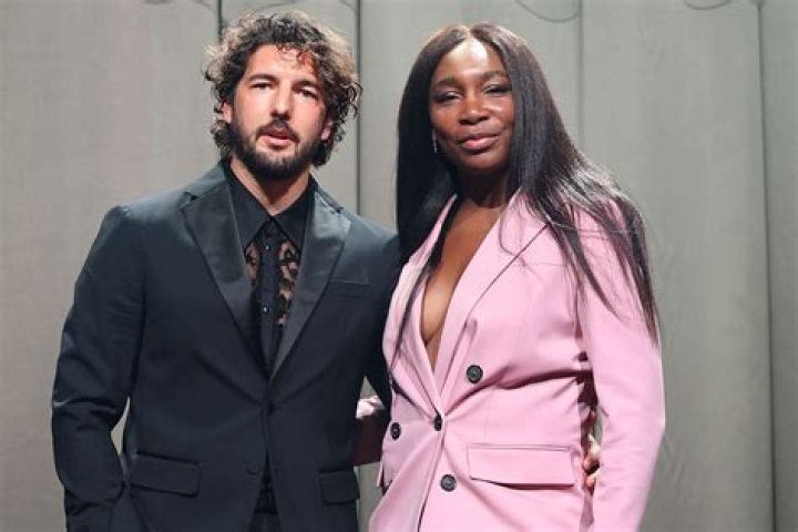 Actor: Who Is Darnell Williams Married To? Wife Name and Net Worth